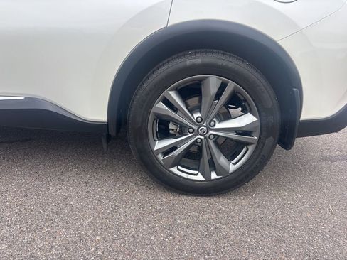 Used 2020 Nissan Murano Platinum image 11