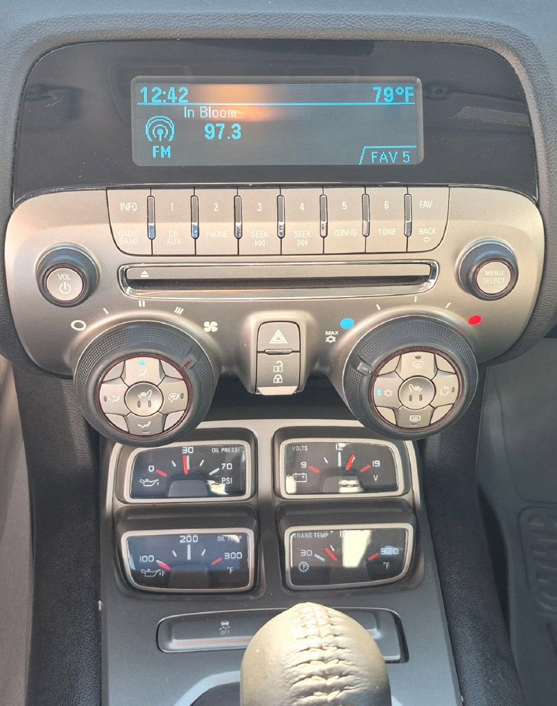 Used 2011 Chevrolet Camaro LT RWD image 6