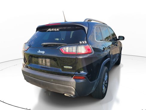 Used 2021 Jeep Cherokee Latitude Lux FWD image 4