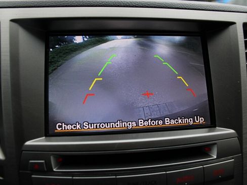 Used 2014 Subaru Outback 2.5i Limited image 9