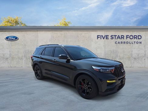 Used 2023 Ford Explorer ST w/ Equipment Group 401A image 2