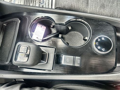 Used 2023 Nissan Rogue SV image 25