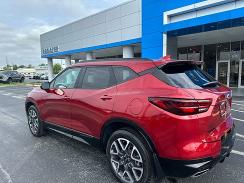 Used 2023 Chevrolet Blazer RS w/ LPO, Cargo Package FWD image 3