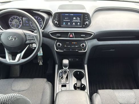 Used 2020 Hyundai Santa Fe SE image 18