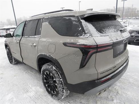 New 2026 Chevrolet Traverse Z71 w/ Driver Confidence Package image 6