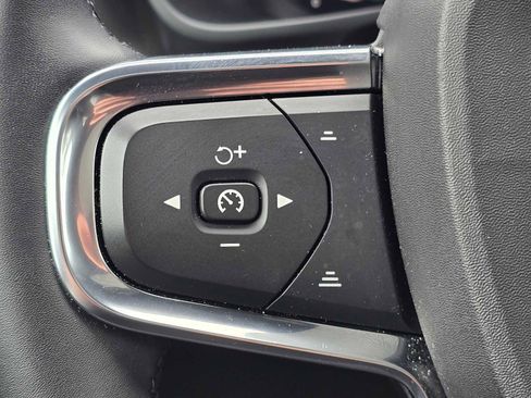 Certified 2023 Volvo C40 P8 Recharge Plus image 32