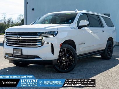 Used 2023 Chevrolet Suburban High Country w/ Premium Package 2