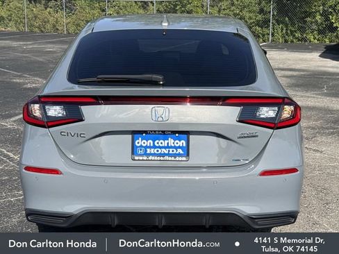 Used 2025 Honda Civic Sport Touring image 5