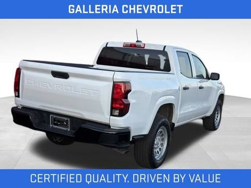 Used 2023 Chevrolet Colorado W/T RWD image 3