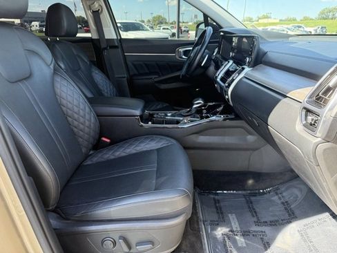 Used 2021 Kia Sorento SX Prestige image 9