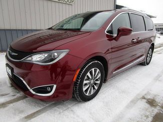 Used 2020 Chrysler Pacifica Touring-L Plus video 1