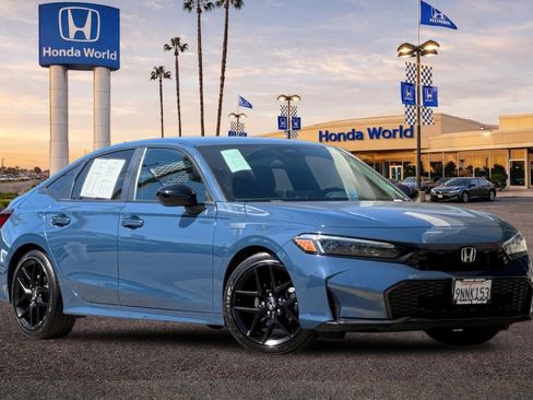 Certified 2025 Honda Civic Sport image 2