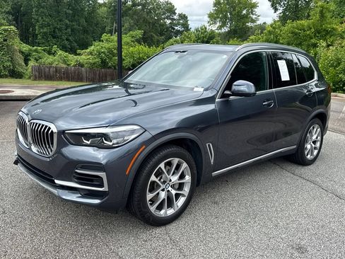 Used 2022 BMW X5 sDrive40i w/ Premium Package RWD image 3