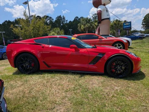 Used 2015 Chevrolet Corvette Z06 w/ Battery Protection Package RWD image 3