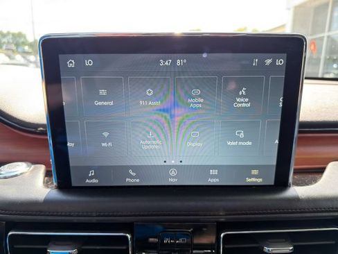 Used 2020 Lincoln Aviator Grand Touring w/ Equipment Group 302A AWD/4WD image 40