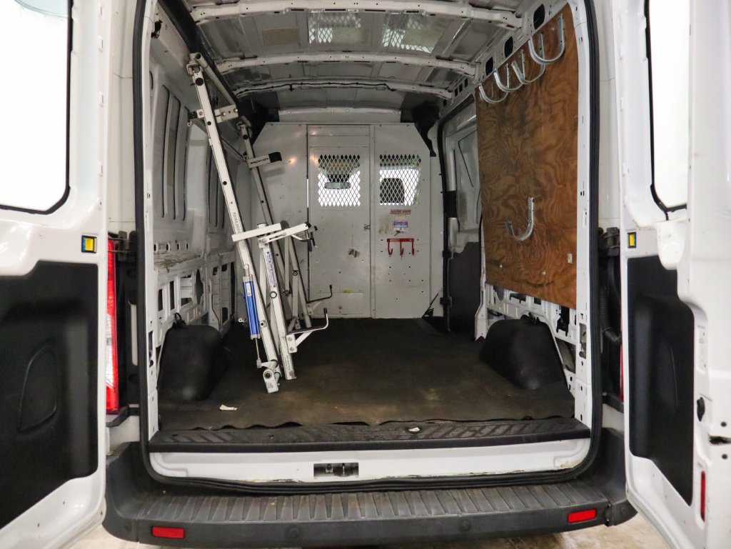 Used 2015 Ford Transit 250 148 Medium Roof RWD image 36