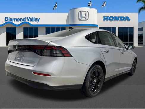 New 2025 Honda Accord SE image 3