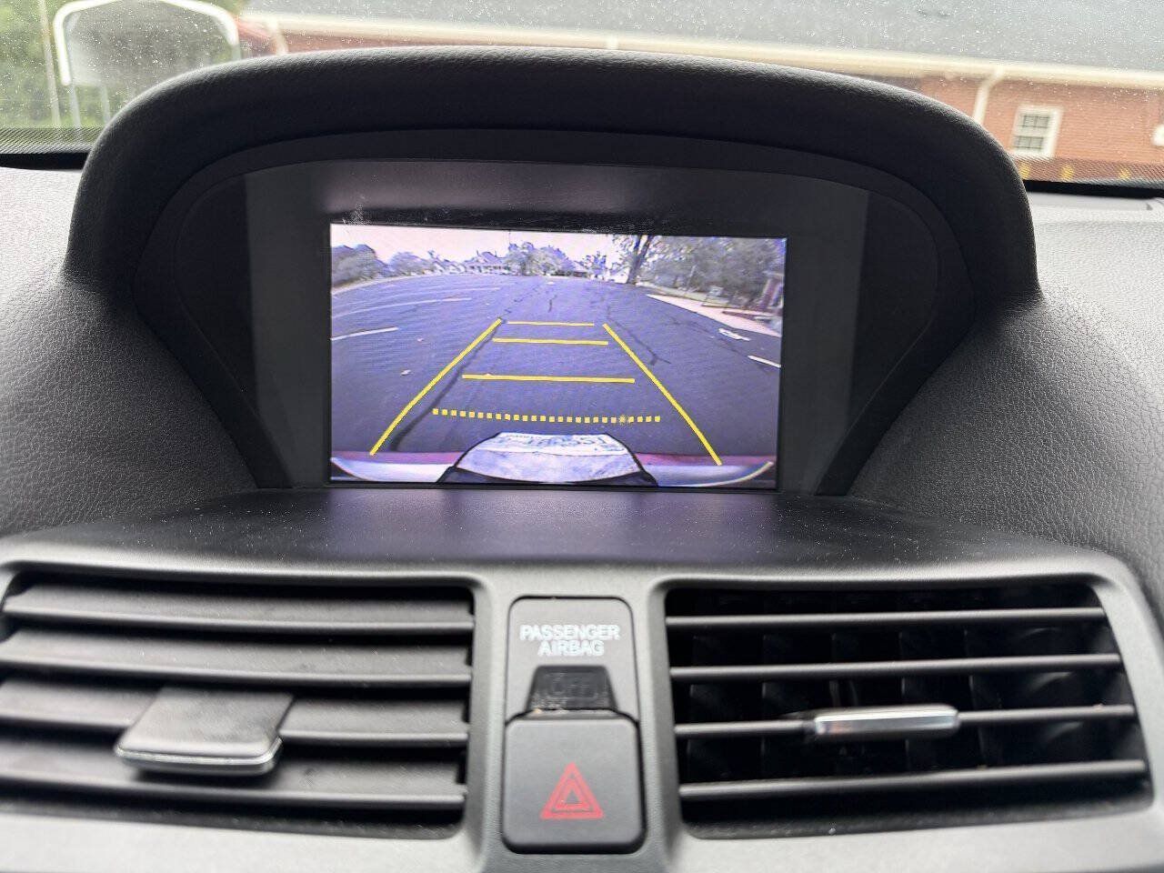 Used 2012 Acura TL w/ Technology Package FWD image 18