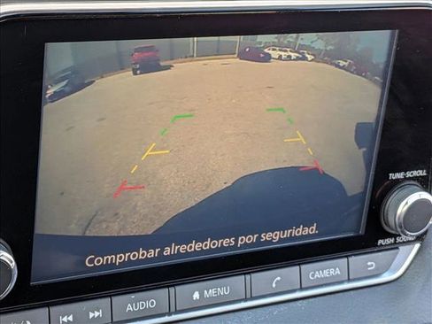 Used 2020 Nissan Sentra SR FWD image 13