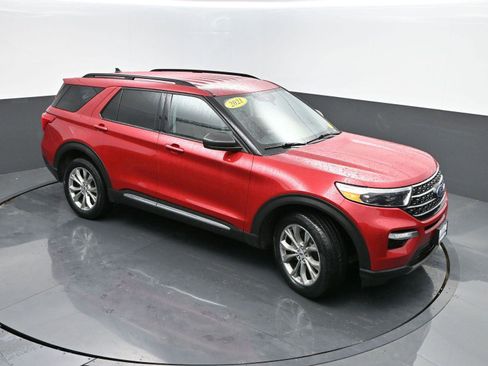 Used 2021 Ford Explorer XLT w/ Equipment Group 202A image 38