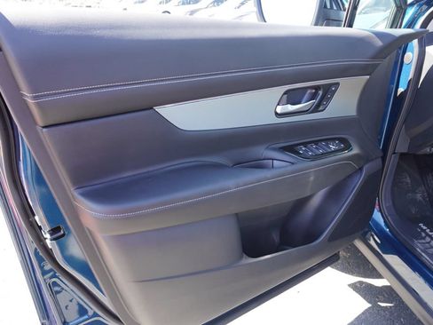 Used 2025 Nissan Murano SL AWD/4WD image 15