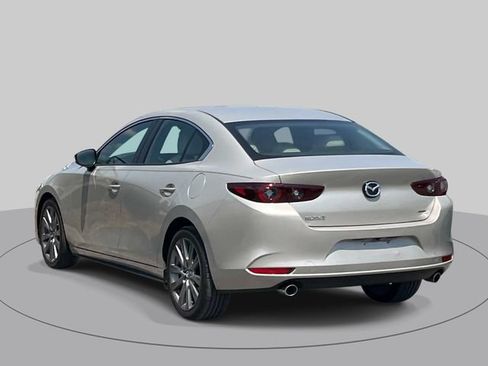 Used 2024 MAZDA MAZDA3 s FWD image 4