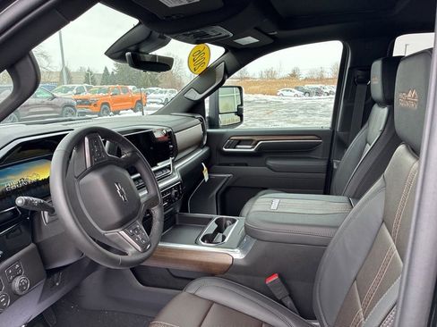 New 2026 Chevrolet Silverado 3500 High Country w/ High Country Premium Package image 2