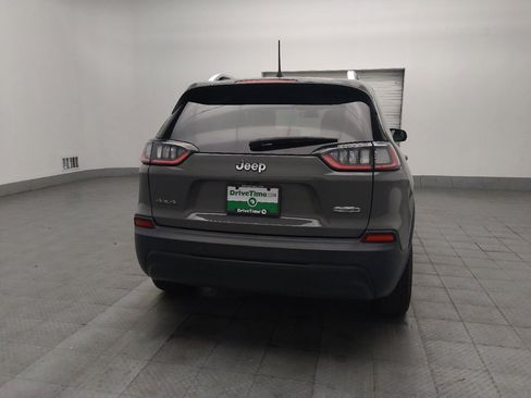 Used 2020 Jeep Cherokee Latitude Plus w/ Cold Weather Group AWD/4WD image 7
