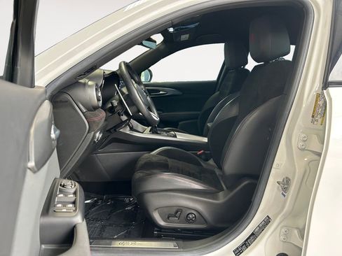 Used 2024 Alfa Romeo Tonale Veloce w/ Active Assist Package image 15