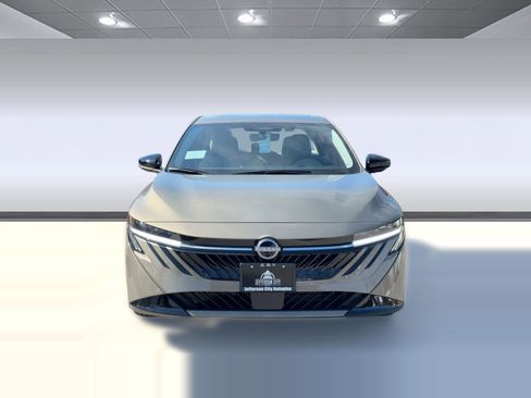 New 2026 Nissan Sentra SL w/ Floor Mat Package image 5