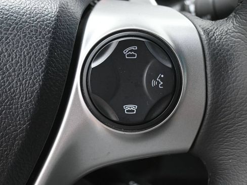 Used 2012 Toyota Camry SE FWD image 18