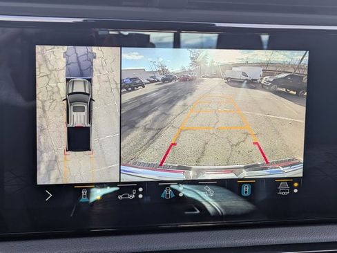 Used 2022 GMC Sierra 1500 AT4 w/ AT4 Premium Package image 14