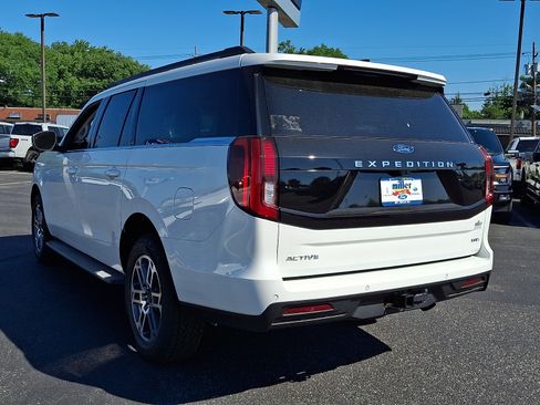 New 2026 Ford Expedition Max Active AWD/4WD image 3