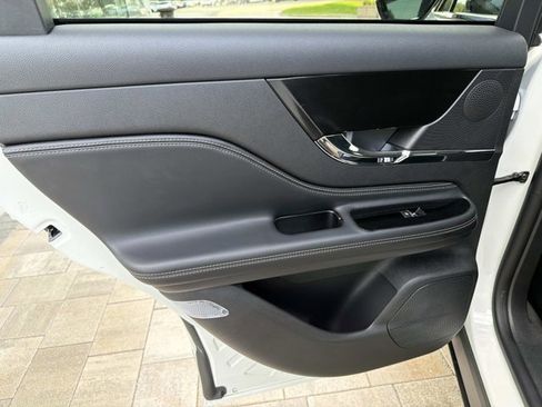 Certified 2024 Lincoln Corsair FWD image 17
