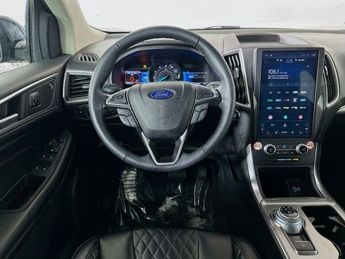 Used 2024 Ford Edge Titanium image 21