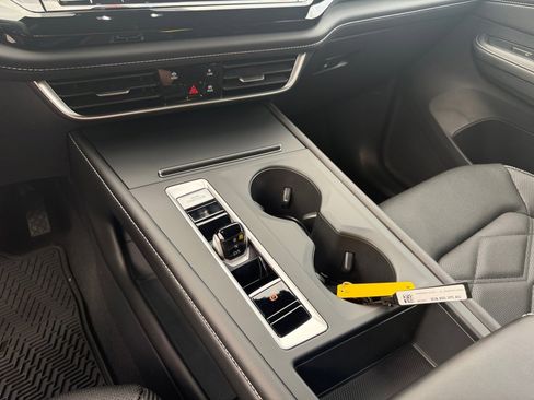 New 2026 Volkswagen Atlas Cross Sport SE AWD/4WD image 20