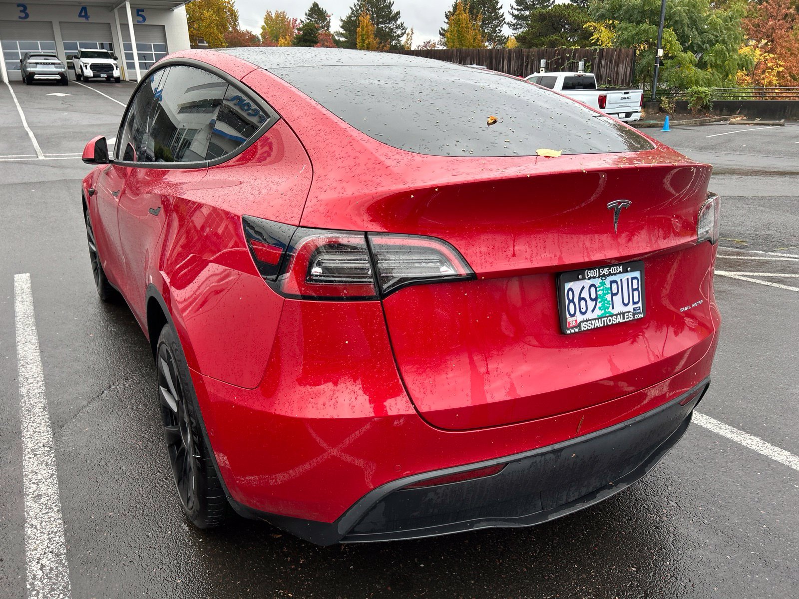 Used 2021 Tesla Model Y Long Range AWD/4WD image 8