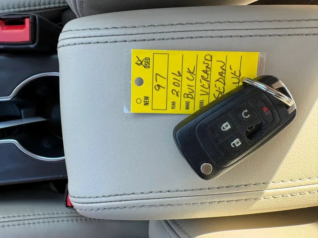 Used 2016 Buick Verano Leather w/ Experience Buick Package FWD image 22