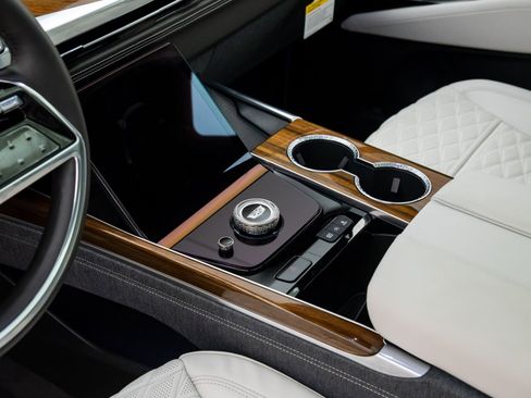 New 2026 Cadillac Escalade Platinum Sport w/ LPO, ONYX Package image 11