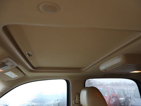 Used 2011 Chevrolet Tahoe LTZ image 21