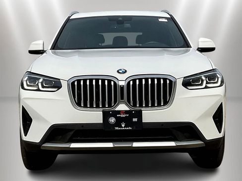 Used 2023 BMW X3 xDrive30i AWD/4WD image 2