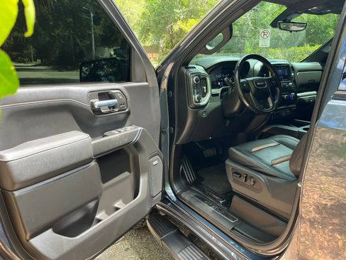Used 2021 GMC Sierra 1500 AT4 w/ AT4 Value Package AWD/4WD image 15