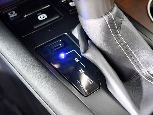 Used 2022 Lexus RX 450h AWD image 38