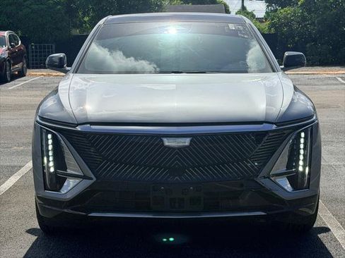 Used 2024 Cadillac Lyriq Tech w/ LPO, Floor Liner Package AWD/4WD image 11