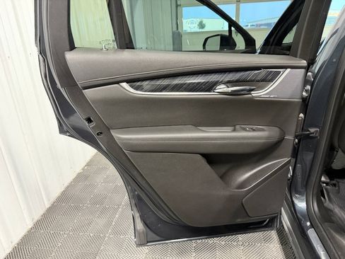 Used 2020 Cadillac XT6 Premium Luxury AWD/4WD image 43