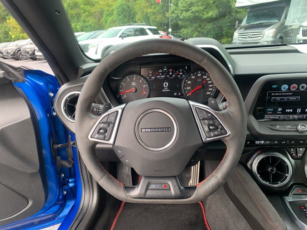 Used 2018 Chevrolet Camaro ZL1 RWD image 13