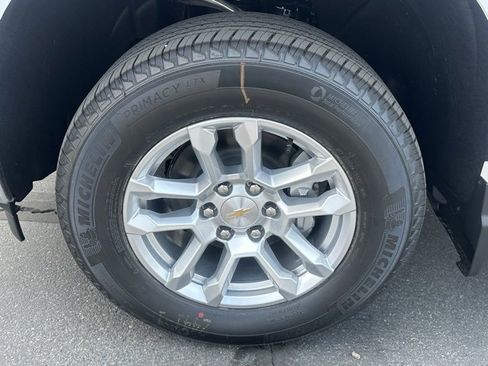 New 2025 Chevrolet Silverado 1500 LT image 13