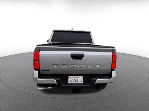 Used 2025 Toyota Tacoma TRD Off-Road image 12