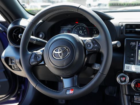 New 2026 Toyota GR86 w/ ALL Weather Mat Package (TMS) RWD image 30