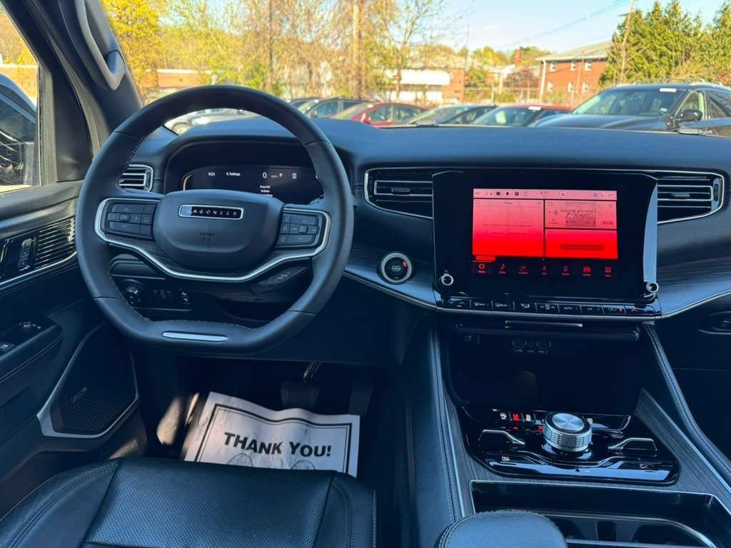 Used 2023 Jeep Wagoneer Series III w/ Convenience Group I AWD/4WD image 58